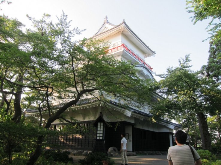 Akita - Top 10 Attraktionen 6 Die Kubota Burg in der Präfektur Akita ist zu jeder Jahreszeit ein schönes Fotomotiv.