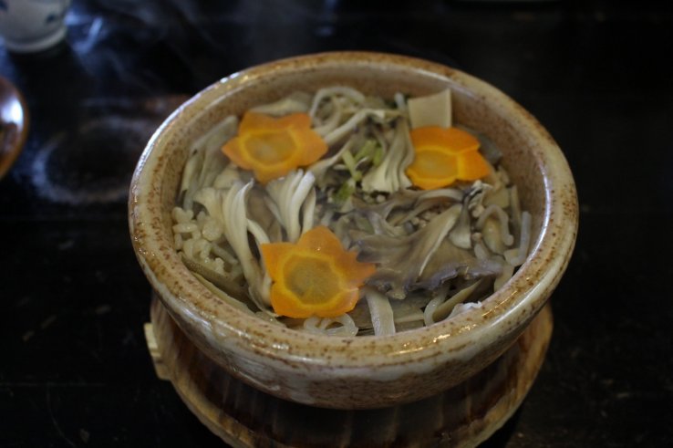 Aomori - Top 10 Attraktionen 10 Matagi-meshi - eine der Spezialitäten in Aomori.