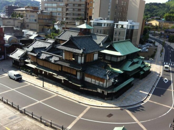 Dogo Onsen in Ehime gilt als der älteste Spa Ort in Japan.