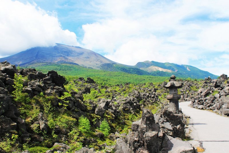 Gunma - Top 10 Attraktionen 7 Der Onioshidashi Vulkanpark bietet eine der schönsten Landschaften Gunmas.