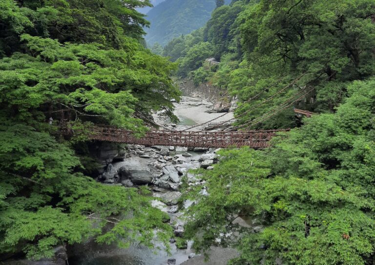 Kazurabashi-Brücke
