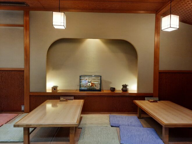 Der Tatami-Bereich des Restaurants Chasoba Inagi