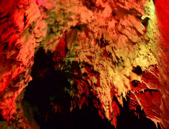 Ryusendo Höhle in Iwate.