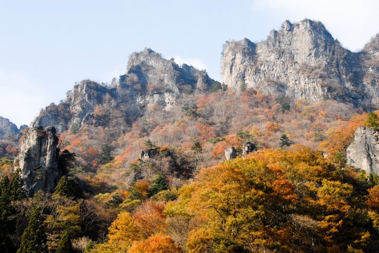 Die außergewöhnlichen Felsformationen am Berg Myogi.