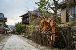 Entlang der alten Handelsroute Nakasendo - Magome (Foto von pen_ash on Unsplash)