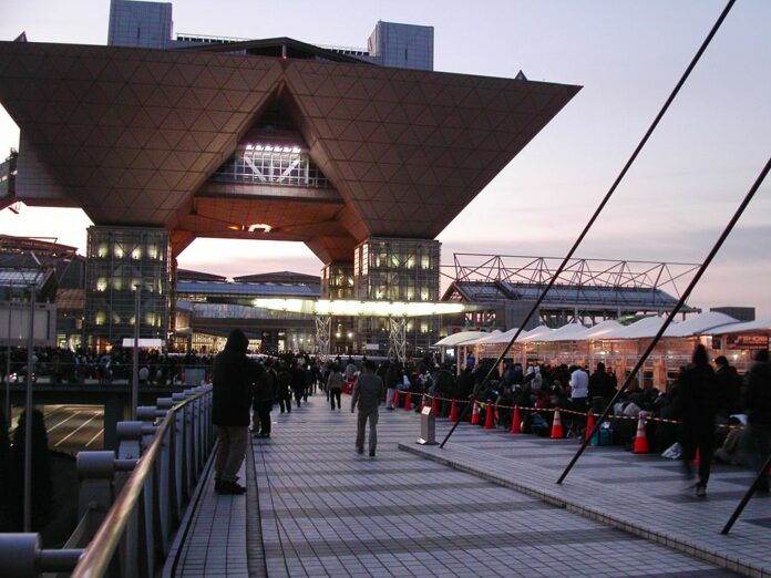 Tokyo Big Site, der Verantstaltungsort des Comiket (Foto von: Post0, CC BY-SA 3.0 , via Wikimedia Commons)