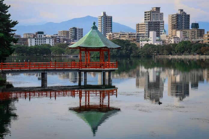 Ohori Park in Fukuoka (Kyushu) (Foto von: kim hyo woon on Unsplash)